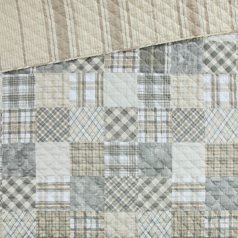 Bamboo fiber blankets with natural antibacterial propertiesDonna Sharp's Somerset Throw Bamboo fiber blankets with natural antibacterial propertiesDonna Sharp's Somerset Throw