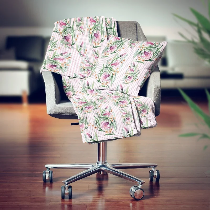 Silk blankets with a smooth and elegant touchDesignart' Floral Botanical Retro X' Modern Throw Blanket - 71x59 Silk blankets with a smooth and elegant touchDesignart' Floral Botanical Retro X' Modern Throw Blanket - 71x59