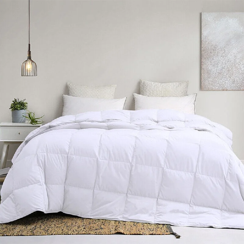 King - size blankets to cover large beds comfortablyQueen Ultra Soft Lightweight Comforter 100% Cotton White King - size blankets to cover large beds comfortablyQueen Ultra Soft Lightweight Comforter 100% Cotton White