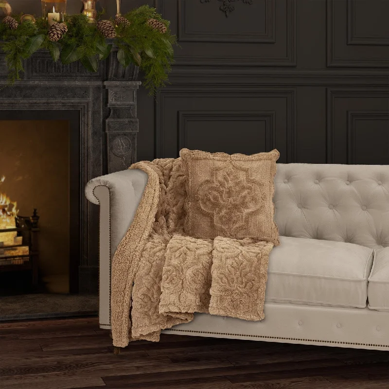 Microfiber blankets that are durable and easy to care forTeigen Tufted Throw