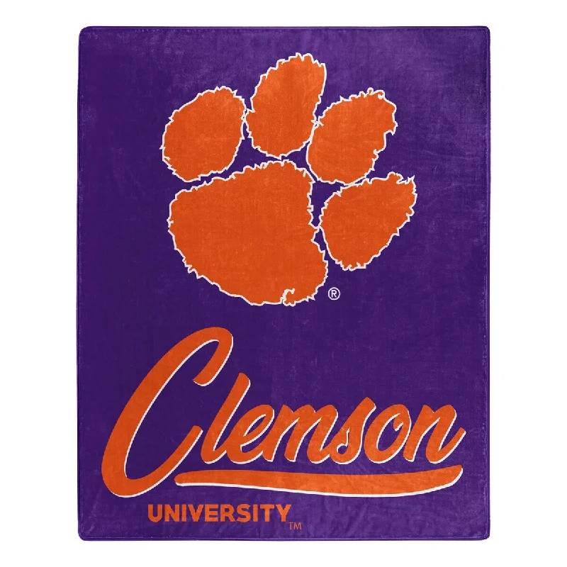 Microfiber blankets that are durable and easy to care forCOL 0706 Clemson Signature Raschel Microfiber blankets that are durable and easy to care forCOL 0706 Clemson Signature Raschel