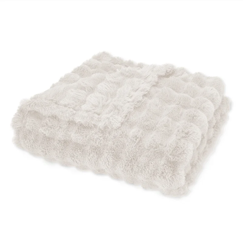 Wool blankets with natural warmth and insulationUltra Fine Natural Cascade Faux Fur Throw Blanket Wool blankets with natural warmth and insulationUltra Fine Natural Cascade Faux Fur Throw Blanket