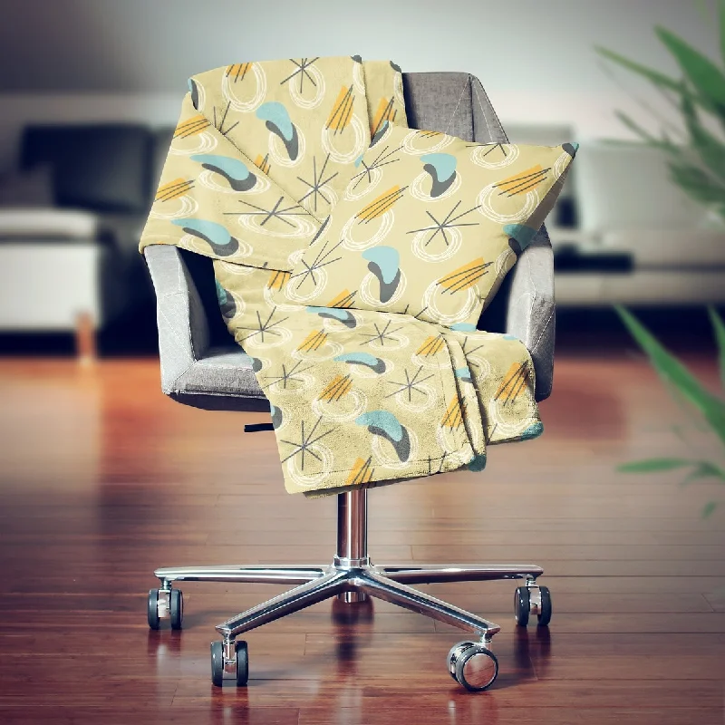 Alpaca wool blankets for a hypoallergenic and warm optionDesignart' Retro Abstract Design II' Modern Throw Blanket - 71x59 Alpaca wool blankets for a hypoallergenic and warm optionDesignart' Retro Abstract Design II' Modern Throw Blanket - 71x59