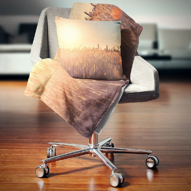 Microfiber blankets that are durable and easy to care forDesignart 'Rural Land under Shining Sun' Landscape Fleece Throw Blanket