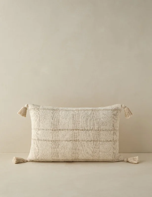 Silk Pillows for Smooth Skin and HairSilk Pillows for Smooth Skin and HairAlira Pillow Silk Pillows for Smooth Skin and HairSilk Pillows for Smooth Skin and HairAlira Pillow