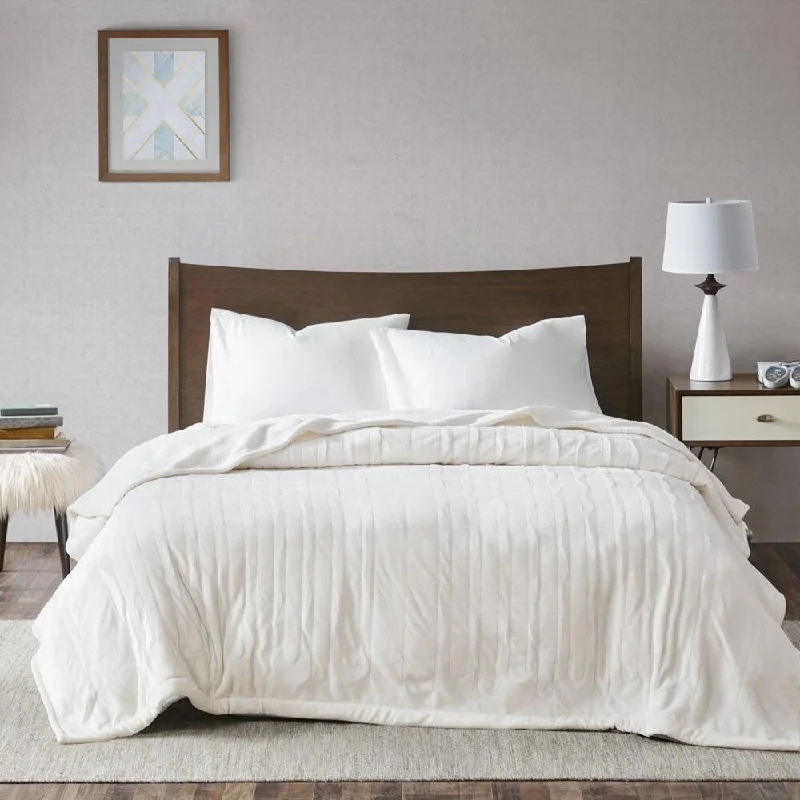 Linen blankets with a rustic and textured lookFull Ultra Soft Heated Blanket with Automatic Timer Ivory Linen blankets with a rustic and textured lookFull Ultra Soft Heated Blanket with Automatic Timer Ivory