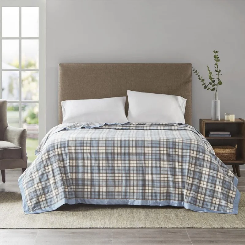 Fleece blankets for a cozy and plush textureTwin Classic Matte Satin Binding Micro Fleece Blanket Blue Plaid Fleece blankets for a cozy and plush textureTwin Classic Matte Satin Binding Micro Fleece Blanket Blue Plaid