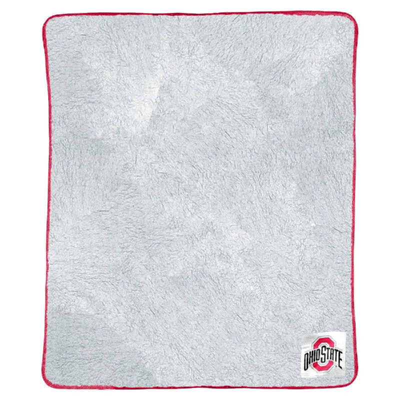 Cotton blankets for breathability and a lightweight feelCOL 114 Ohio State Patch Two Tone Sherpa Throw Cotton blankets for breathability and a lightweight feelCOL 114 Ohio State Patch Two Tone Sherpa Throw