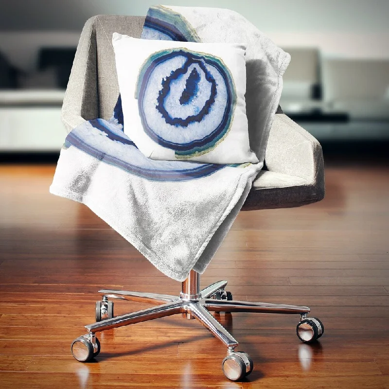 Bamboo fiber blankets with natural antibacterial propertiesDesignart 'Slice of Beautiful Blue Agate' Abstract Throw Blanket Bamboo fiber blankets with natural antibacterial propertiesDesignart 'Slice of Beautiful Blue Agate' Abstract Throw Blanket
