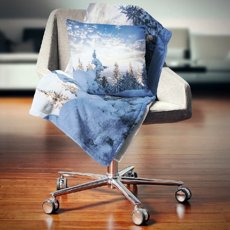 King - size blankets to cover large beds comfortablyDesignart 'Foggy White Winter Forest' Landscape Wall Throw Blanket King - size blankets to cover large beds comfortablyDesignart 'Foggy White Winter Forest' Landscape Wall Throw Blanket