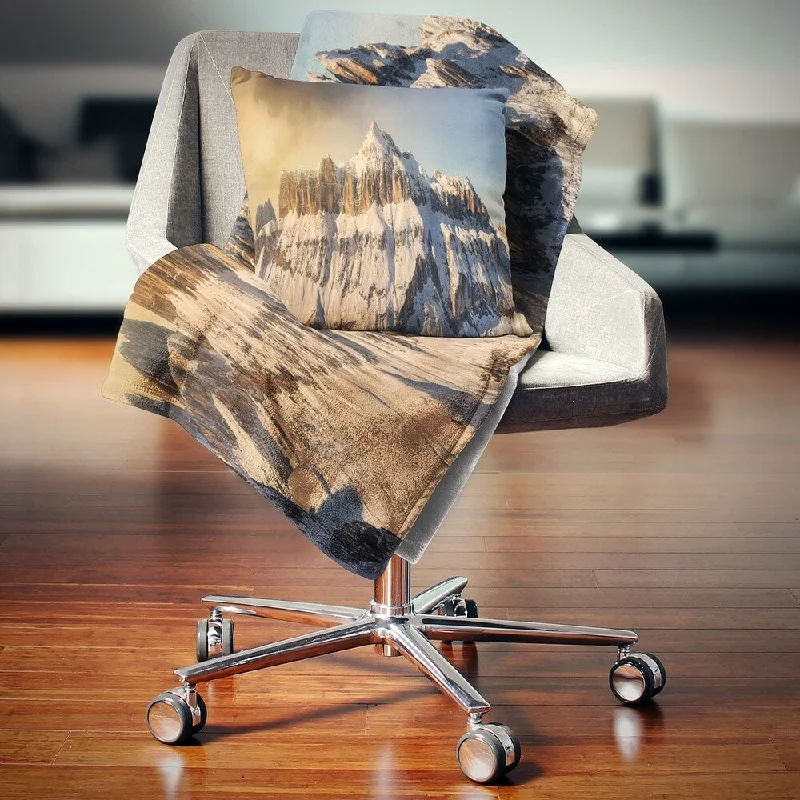 Cotton blankets for breathability and a lightweight feelDesignart 'Dramatic Overcast Sky over Alps' Landscape Fleece Throw Blanket Cotton blankets for breathability and a lightweight feelDesignart 'Dramatic Overcast Sky over Alps' Landscape Fleece Throw Blanket