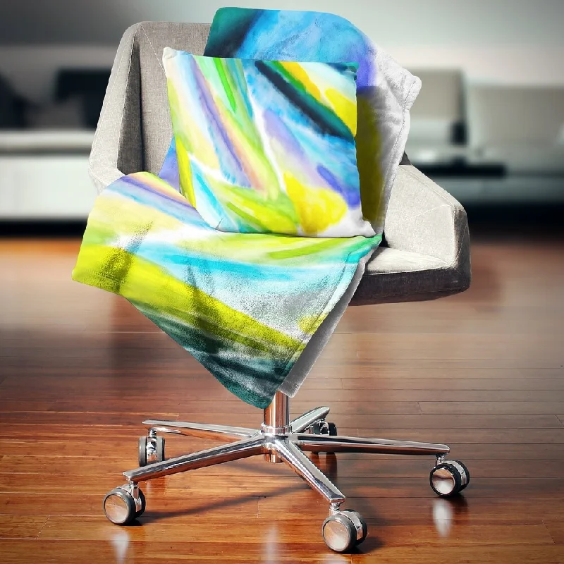 Silk blankets with a smooth and elegant touchDesignart 'Green Vibrant Brushstrokes' Abstract Throw Blanket Silk blankets with a smooth and elegant touchDesignart 'Green Vibrant Brushstrokes' Abstract Throw Blanket