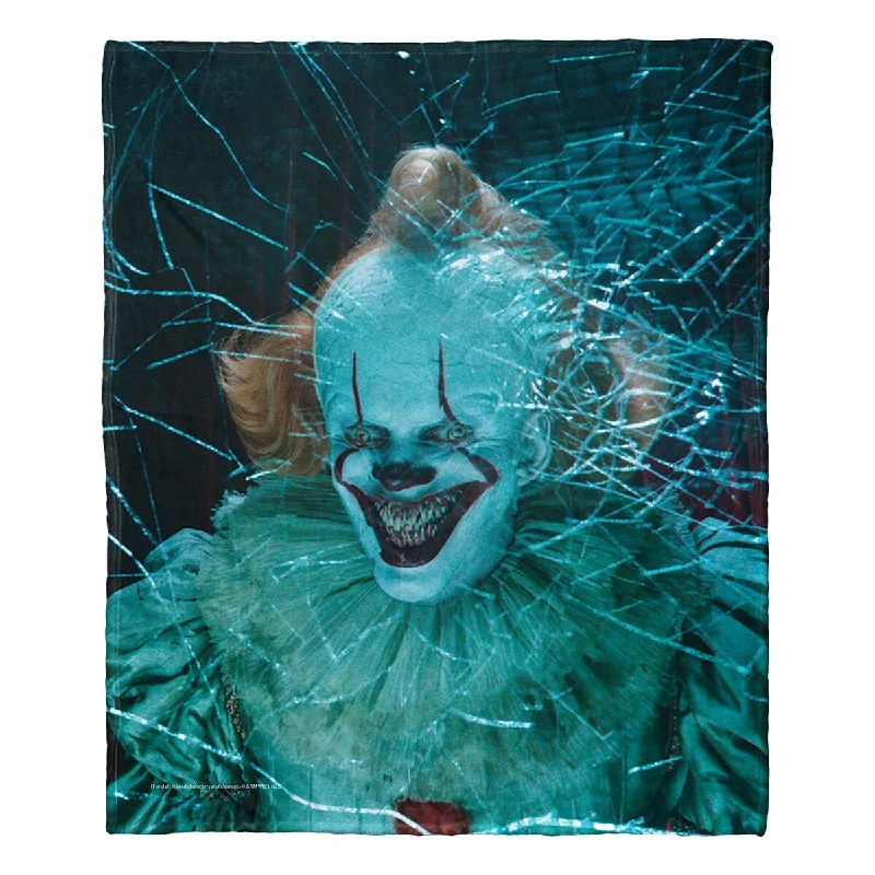 Wool blankets with natural warmth and insulationWarner Brothers IT 2 Clown Break Out Silk Touch Throw Blanket Wool blankets with natural warmth and insulationWarner Brothers IT 2 Clown Break Out Silk Touch Throw Blanket