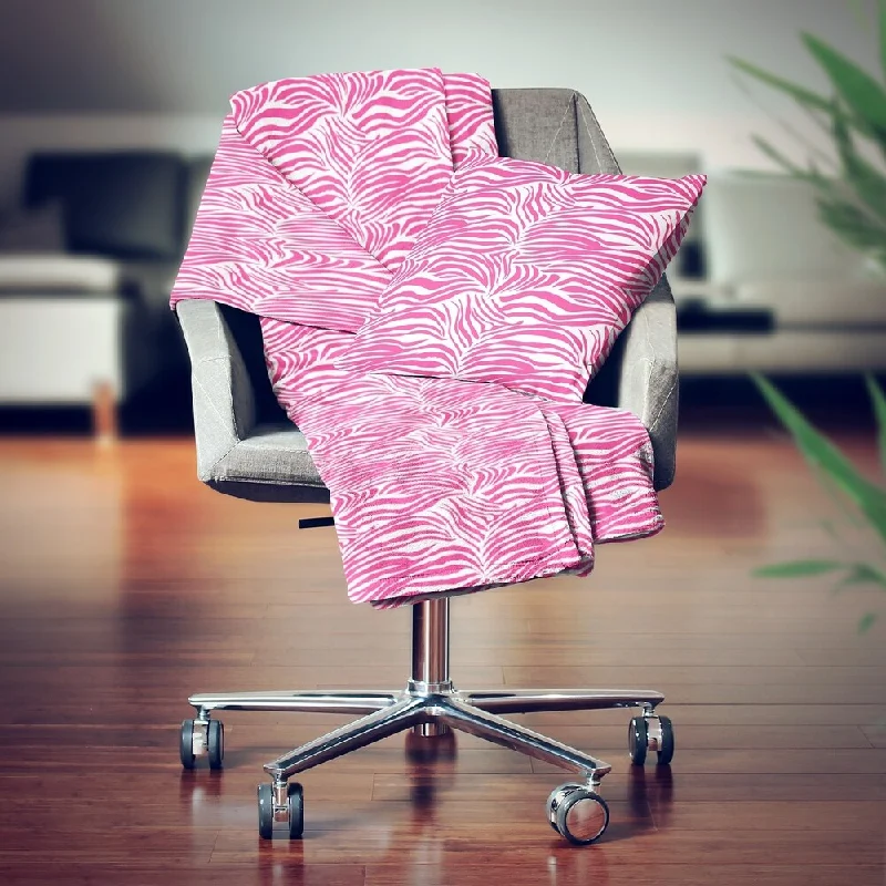 Linen blankets with a rustic and textured lookDesignart' Glamour Zebra Animal Pattern' Modern Throw Blanket - 71x59 Linen blankets with a rustic and textured lookDesignart' Glamour Zebra Animal Pattern' Modern Throw Blanket - 71x59