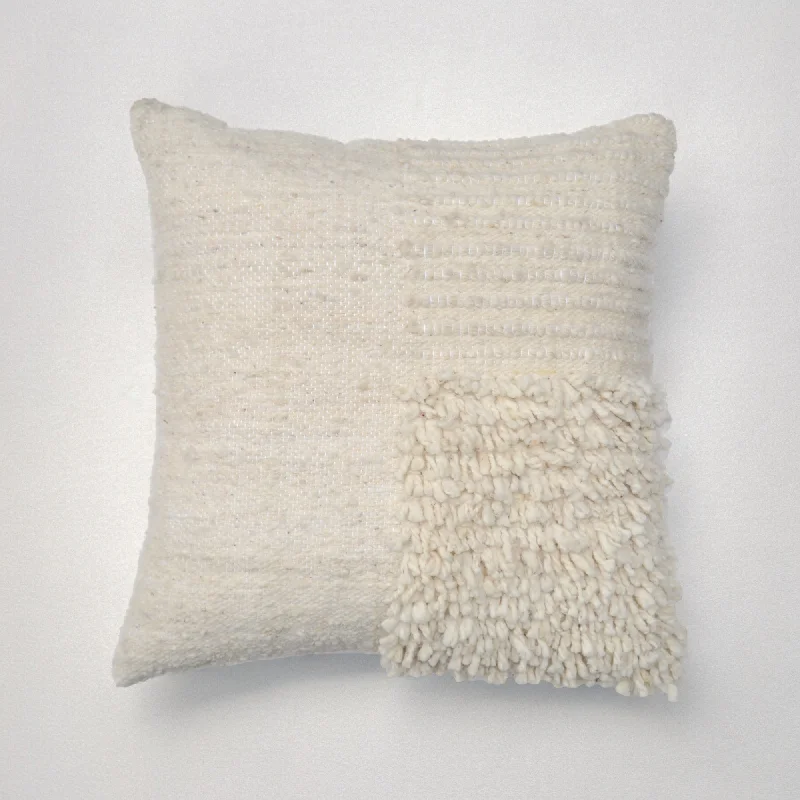 Round Pillows for Boho-Style InteriorsDown Alternative Pillows for Ethical ChoicesWhite Block Pillow Covers by Diego Olivero Studio Round Pillows for Boho-Style InteriorsDown Alternative Pillows for Ethical ChoicesWhite Block Pillow Covers by Diego Olivero Studio