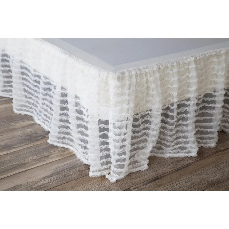 Bed skirts with a retro - style patternPorch & Den Edy King-size White Ruffled Bed Skirt Bed skirts with a retro - style patternPorch & Den Edy King-size White Ruffled Bed Skirt