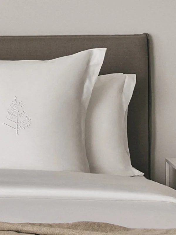 Signature White