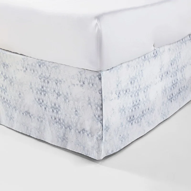 Bed skirts in neutral colors for easy pairingKathy Davis Tranquility Bed Skirt