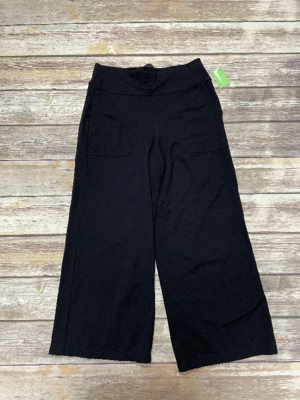 Black Athletic Capris Max Studio, Size M