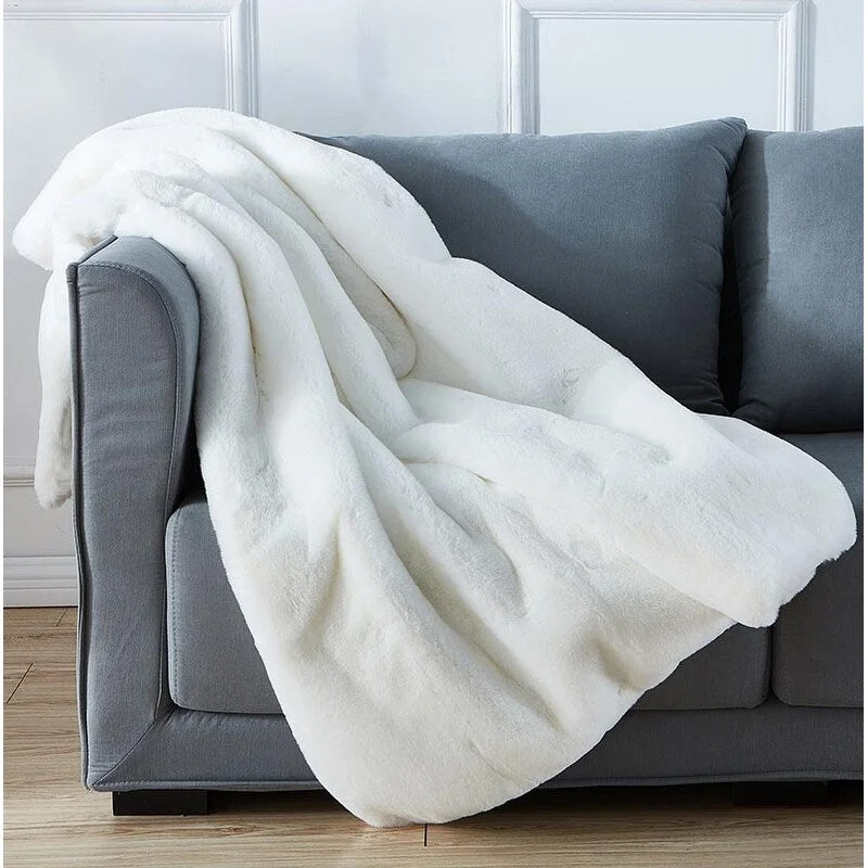 Bamboo fiber blankets with natural antibacterial propertiesCassilda Luxury Chinchilla Throw Blanket Bamboo fiber blankets with natural antibacterial propertiesCassilda Luxury Chinchilla Throw Blanket