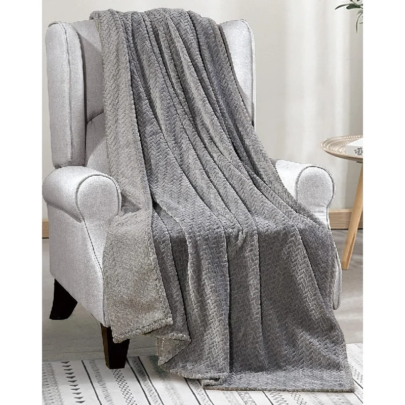 Microfiber blankets that are durable and easy to care forDécor&More Noble House Extra Heavy Chevron Braided Throw Blanket (50 inch x 60 inch ) - Grey Microfiber blankets that are durable and easy to care forDécor&More Noble House Extra Heavy Chevron Braided Throw Blanket (50 inch x 60 inch ) - Grey