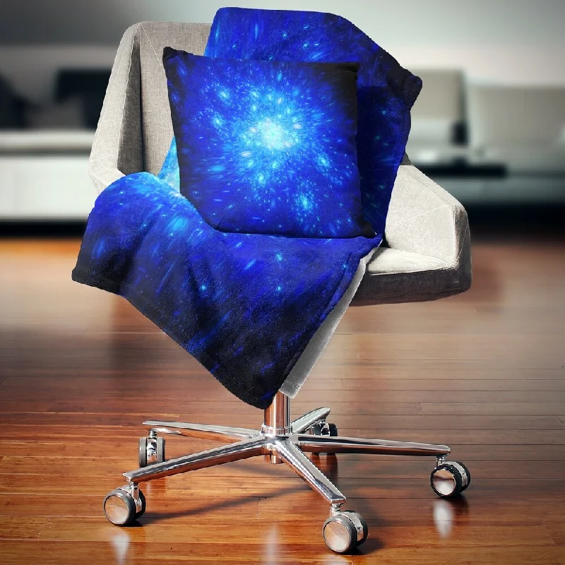 Queen - size blankets for standard - sized bedsDesignart 'Blue Fireworks on Black' Abstract Throw Blanket
