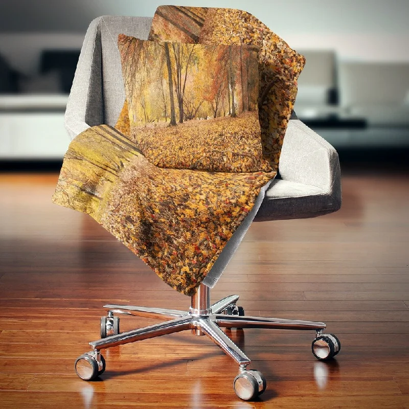 Synthetic fiber blend blankets for a budget - friendly choiceDesignart 'Brown Autumn Panorama' Landscape Photography Throw Blanket