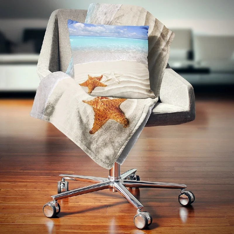 Acrylic blankets for a soft and affordable alternativeDesignart 'Brown Starfish on Caribbean Beach' Seascape Throw Blanket