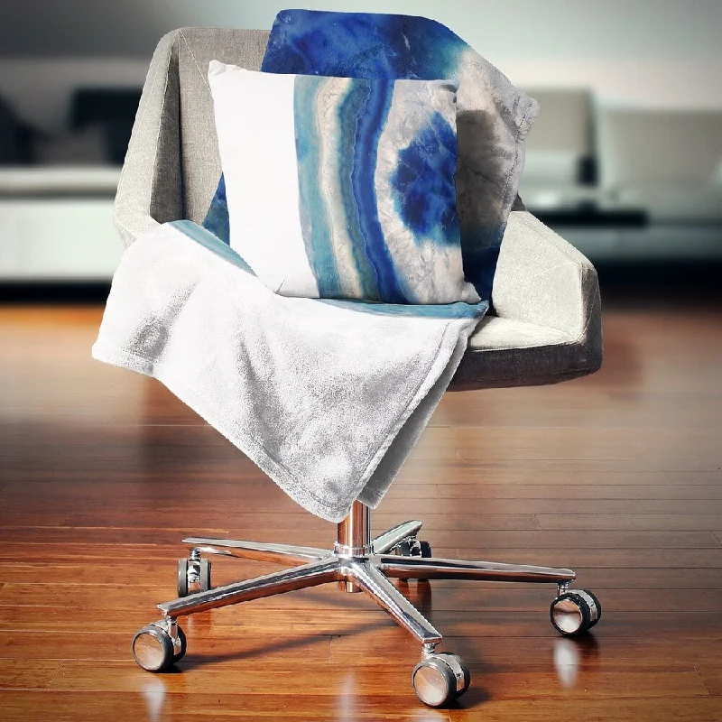 Wool blankets with natural warmth and insulationDesignart 'Macro of Blue Agate Stone' Abstract Throw Blanket