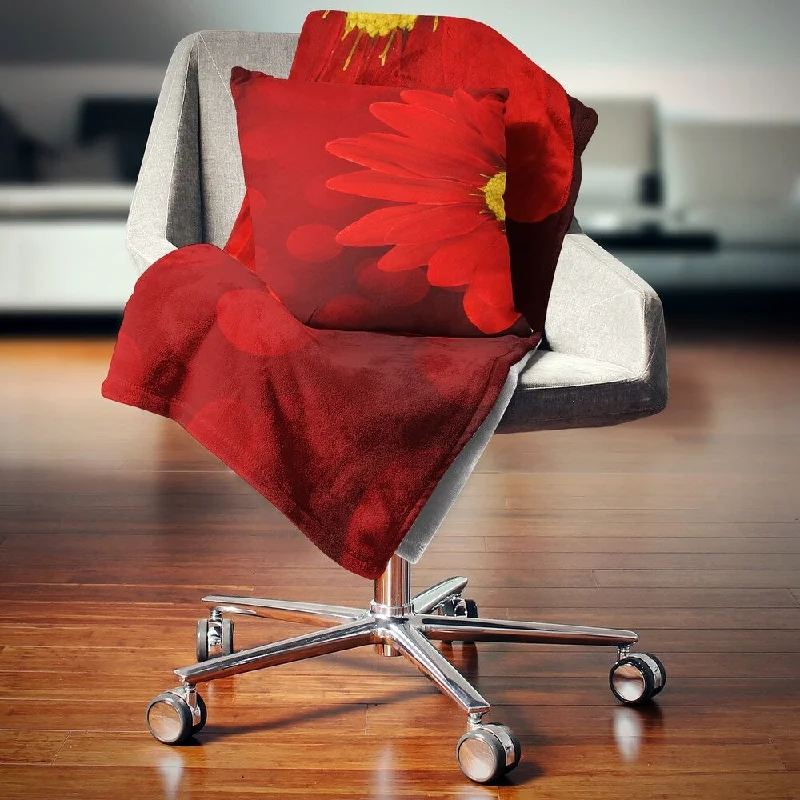 Bamboo fiber blankets with natural antibacterial propertiesDesignart 'Red Flower with Lit up Background' Floral Throw Blanket
