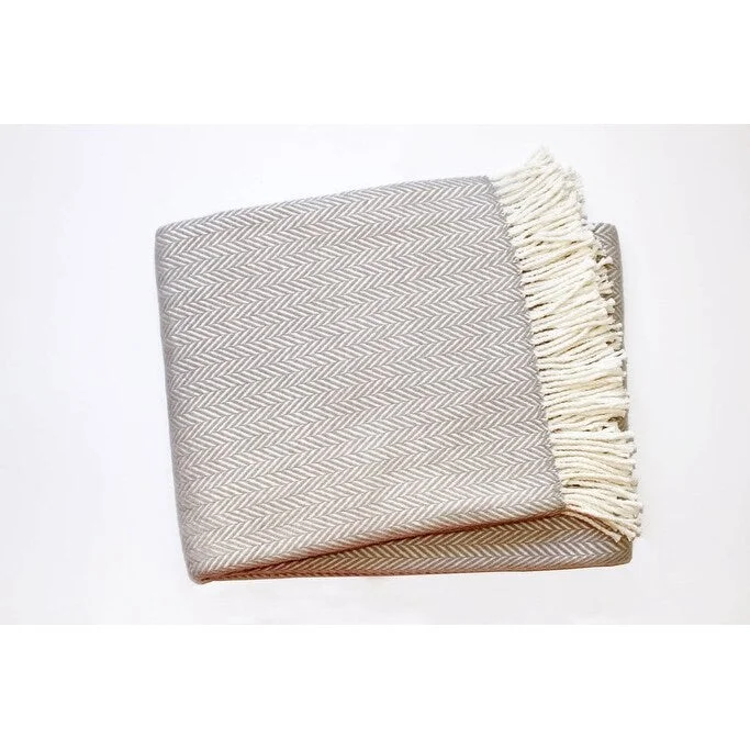 Cashmere blankets for ultimate softness and luxuryGrey and White Dreamy Soft Herringbone Throw Blanket