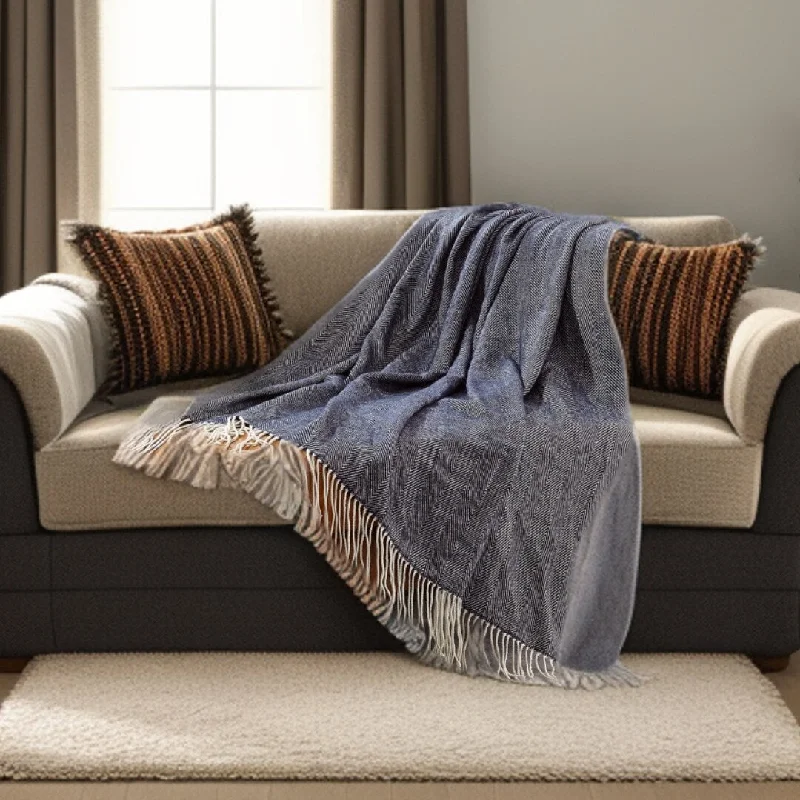 Microfiber blankets that are durable and easy to care forHomeRoots Navy Blue Woven Acrylic Solid Color Throw Blanket