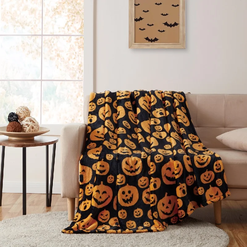 Wool blankets with natural warmth and insulationJack O Lanterns Halloween Throw 50" x 70" Wool blankets with natural warmth and insulationJack O Lanterns Halloween Throw 50" x 70"