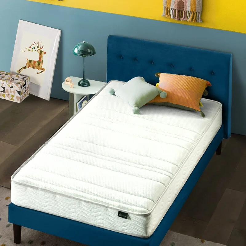 King - size mattresses for spacious master bedrooms6 Inch Foam and Spring Mattress / CertiPUR-US Certified Foams / Mattress-in-a-Box, Twin King - size mattresses for spacious master bedrooms6 Inch Foam and Spring Mattress / CertiPUR-US Certified Foams / Mattress-in-a-Box, Twin