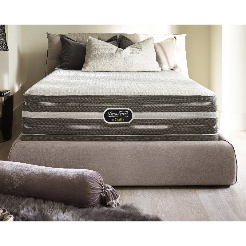 Wool - filled mattresses for natural insulation and moisture - wickingBeautyrest Hybrid Harley Way Plush King-size Mattress Set Wool - filled mattresses for natural insulation and moisture - wickingBeautyrest Hybrid Harley Way Plush King-size Mattress Set