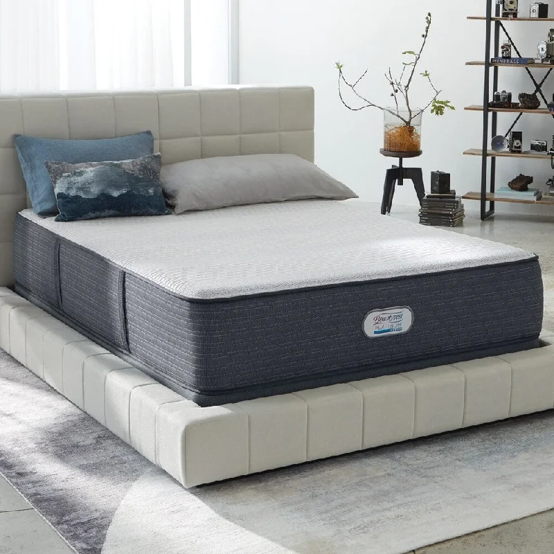 Memory foam mattresses for pressure relief and contouringBeautyrest Platinum Emerald Falls 14-inch Plush Queen-size Hybrid Mattress Set - N/A Memory foam mattresses for pressure relief and contouringBeautyrest Platinum Emerald Falls 14-inch Plush Queen-size Hybrid Mattress Set - N/A