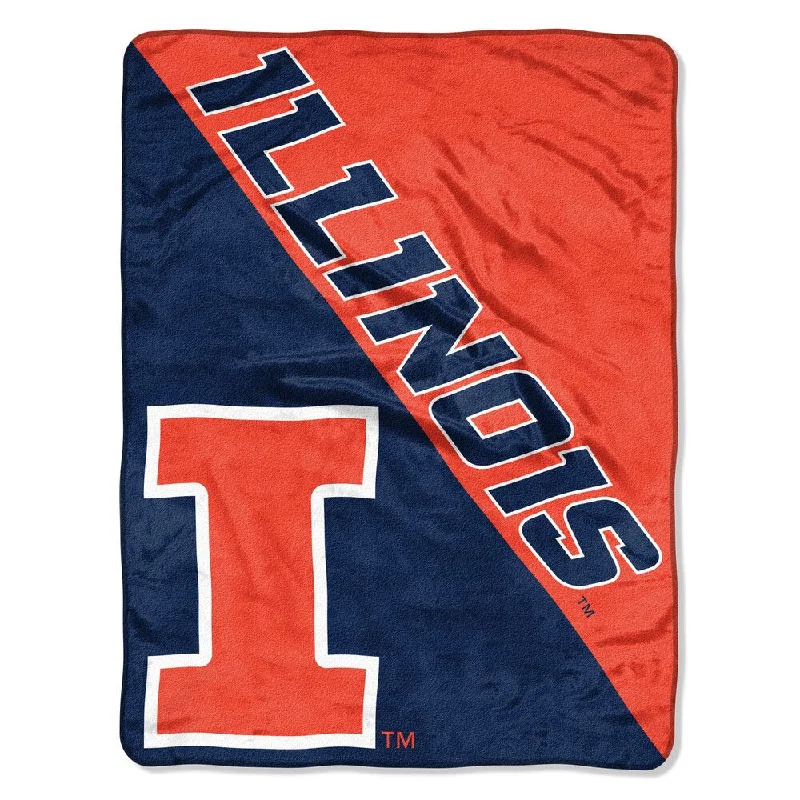 Acrylic blankets for a soft and affordable alternativeCOL 659 Illinois Halftone Micro Throw