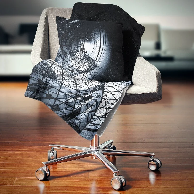 King - size blankets to cover large beds comfortablyDesignart '3D Abstract Art Black Spiral' Abstract Throw Blanket