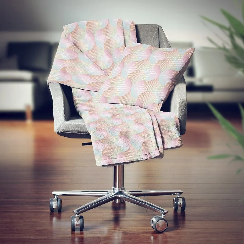 Rayon from bamboo blankets for a silky and breathable feelDesignart' Abstract Design VII' Modern Throw Blanket - 71x59 Rayon from bamboo blankets for a silky and breathable feelDesignart' Abstract Design VII' Modern Throw Blanket - 71x59