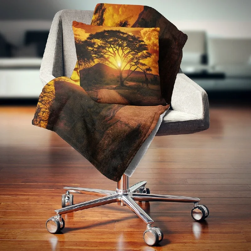 Synthetic fiber blend blankets for a budget - friendly choiceDesignart 'African Sunset with Lonely Tree' African Landscape Fleece Throw Blanket