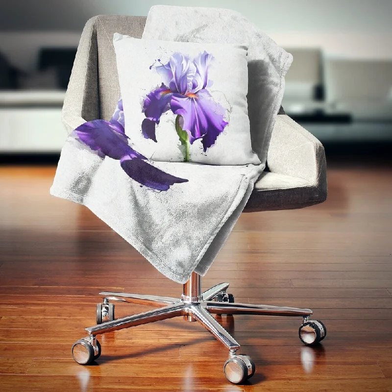 Microfiber blankets that are durable and easy to care forDesignart 'Beautiful Blue Iris Watercolor Sketch' Floral Throw Blanket