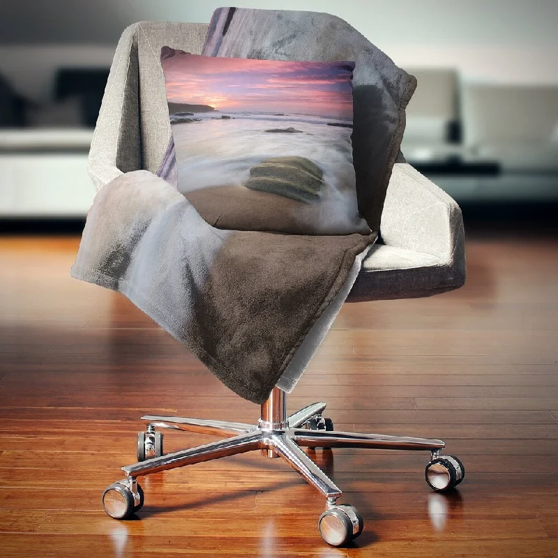 Wool blankets with natural warmth and insulationDesignart 'Beautiful Guincho Beach in Portugal' Seashore Throw Blanket