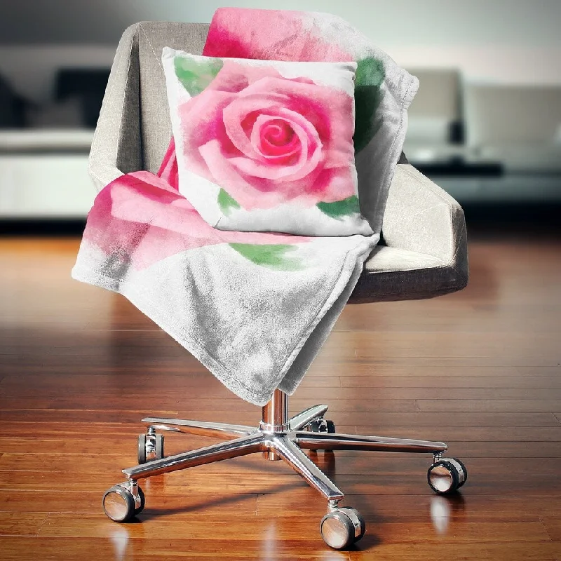 Chenille blankets with a thick and fuzzy textureDesignart 'Big Pink Rose Flower with Leaves' Floral Throw Blanket