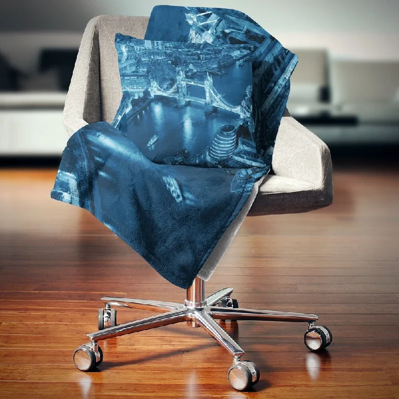 Mohair blankets with a unique sheen and softnessDesignart 'Blue London Night Aerial View' Cityscape Throw Blanket