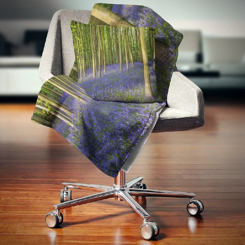 Acrylic blankets for a soft and affordable alternativeDesignart 'Bluebell Woods in Oxfordshire' Landscape Fleece Throw Blanket Acrylic blankets for a soft and affordable alternativeDesignart 'Bluebell Woods in Oxfordshire' Landscape Fleece Throw Blanket