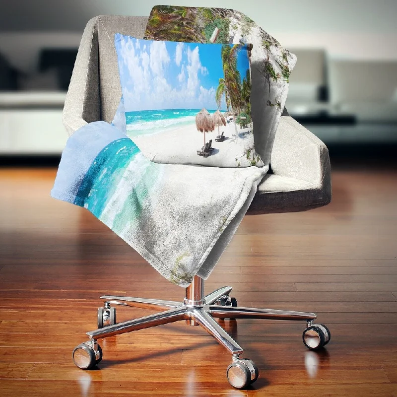 Synthetic fiber blend blankets for a budget - friendly choiceDesignart 'Bright Caribbean Beach' Abstract Throw Blanket