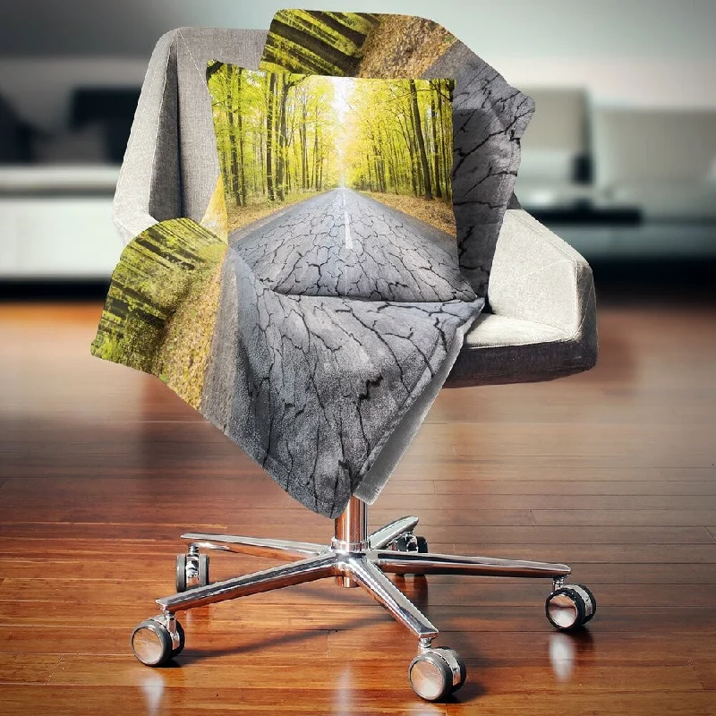 Alpaca wool blankets for a hypoallergenic and warm optionDesignart 'Cracked Road in the Forest' Landscape Fleece Throw Blanket Alpaca wool blankets for a hypoallergenic and warm optionDesignart 'Cracked Road in the Forest' Landscape Fleece Throw Blanket