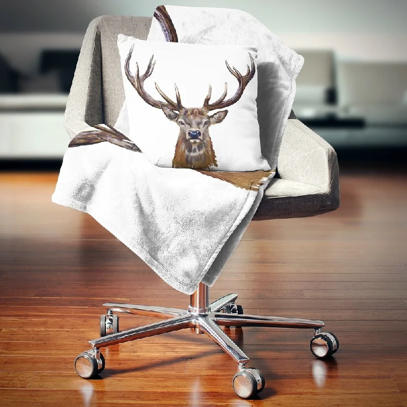 Queen - size blankets for standard - sized bedsDesignart 'Deer Head in Front Illustration' Animal Throw Blanket