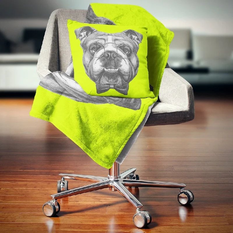 Alpaca wool blankets for a hypoallergenic and warm optionDesignart 'English Bulldog with Bow Tie' Contemporary Animal Throw Blanket Alpaca wool blankets for a hypoallergenic and warm optionDesignart 'English Bulldog with Bow Tie' Contemporary Animal Throw Blanket