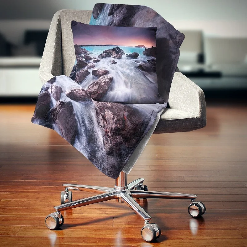Recycled polyester blankets for an eco - conscious optionDesignart 'Fascinating View of Rocky Coast' Seascape Throw Blanket